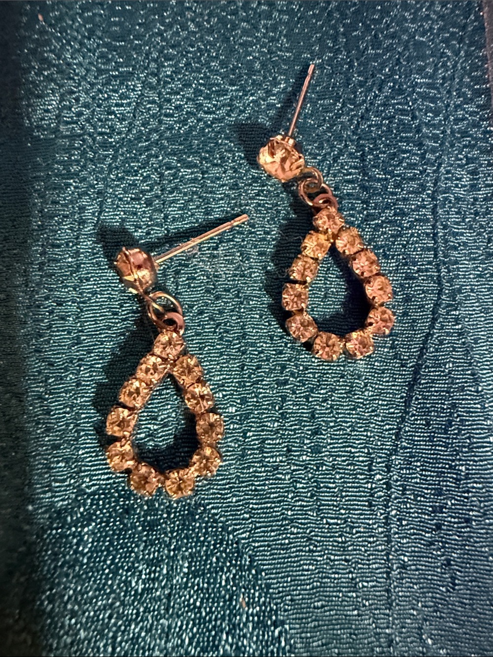 Sparkling Teardrop Crystal Drop Earrings - Gold Tone